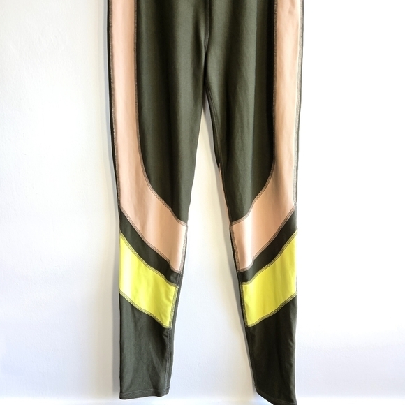 Notes Du Nord Regina High Waist Dark Olive Leggings Small - Picture 8 of 11